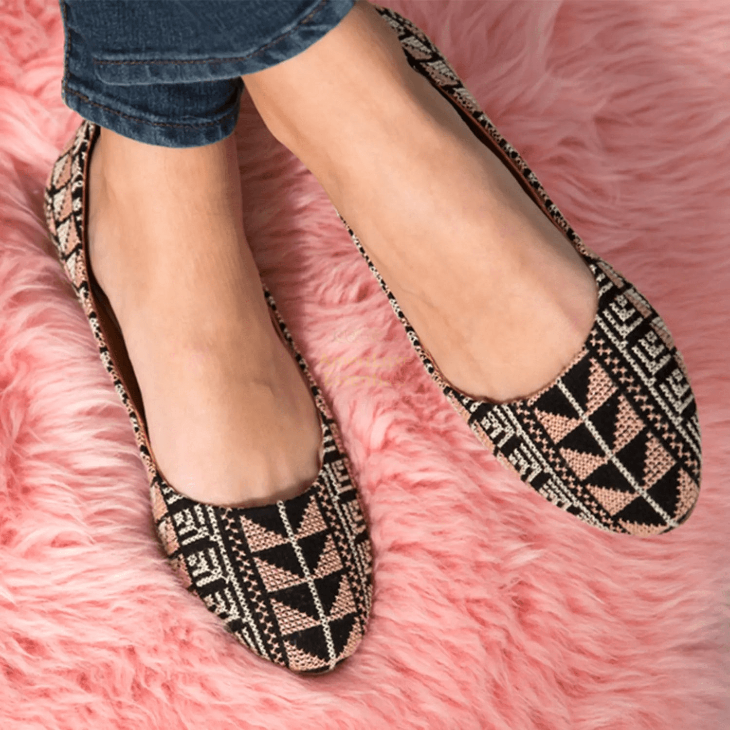 Yasmin Rose Pink Comfortable Flat Shoes featuring traditional tatreez design, ideal for all-day wear.