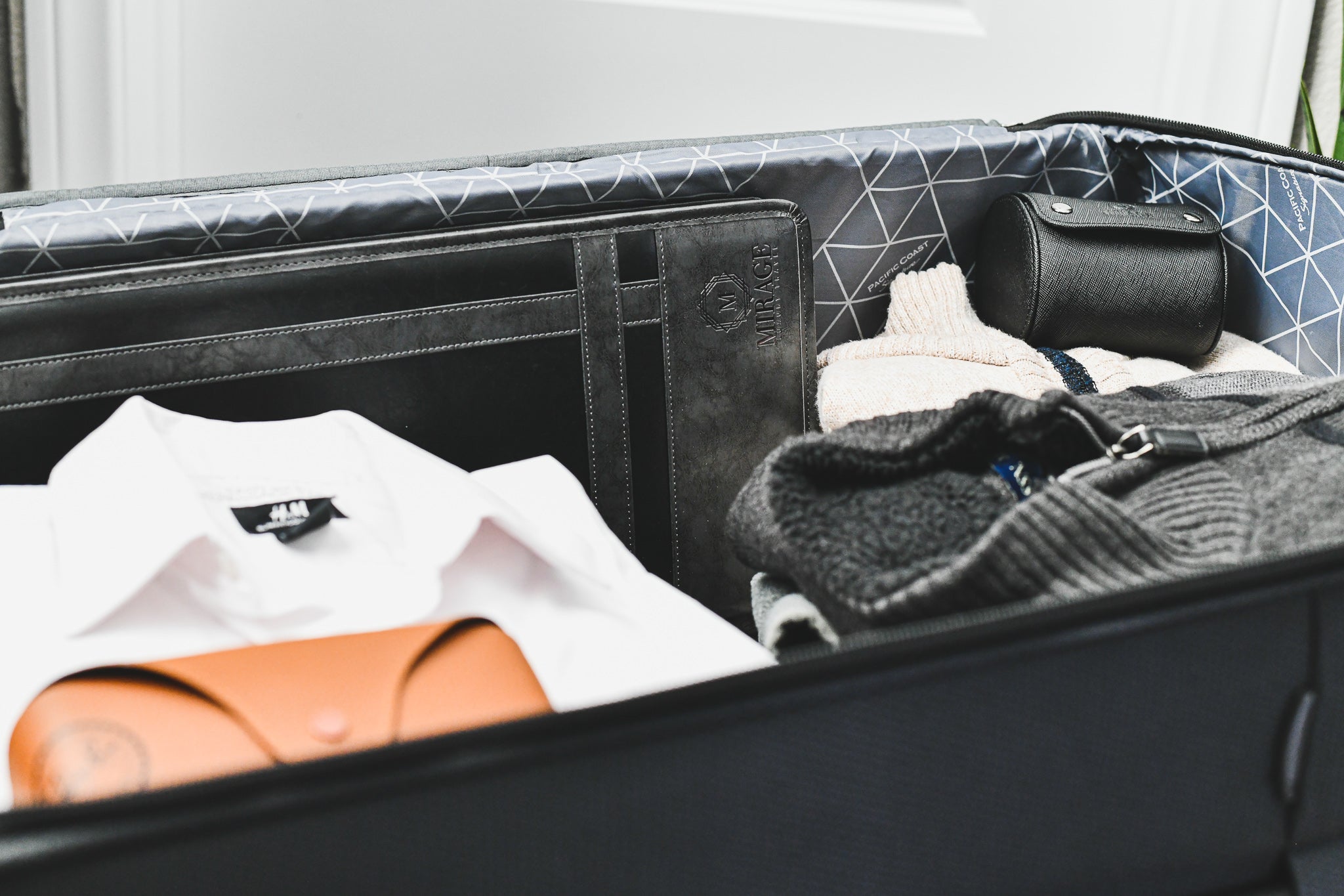 Travel Tie Case - Graphite Black