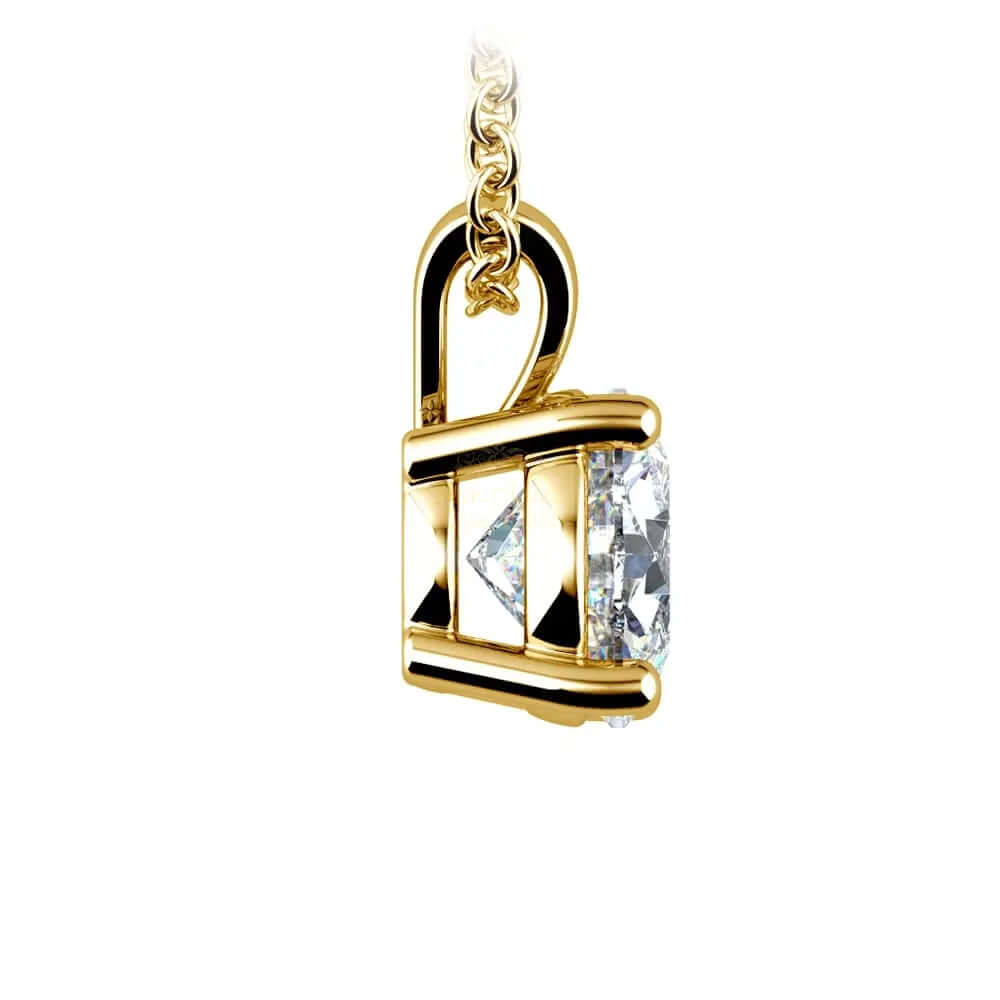 0.5/0.75 Ctw lab grown diamond pendant in yellow gold, showcasing exquisite craftsmanship and elegant design.